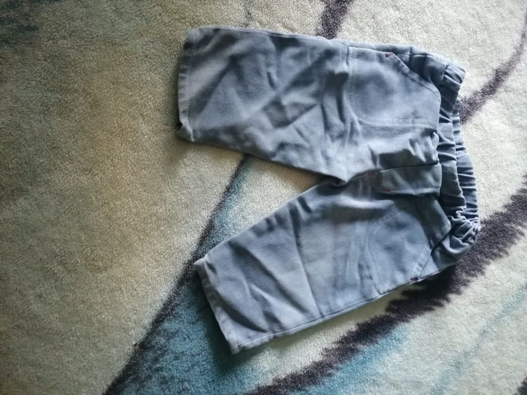 Vendo várias roupinhas de bebé por apenas 5€