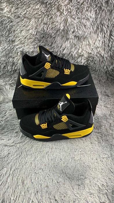 Air Jordan 4 Yellow Thunder