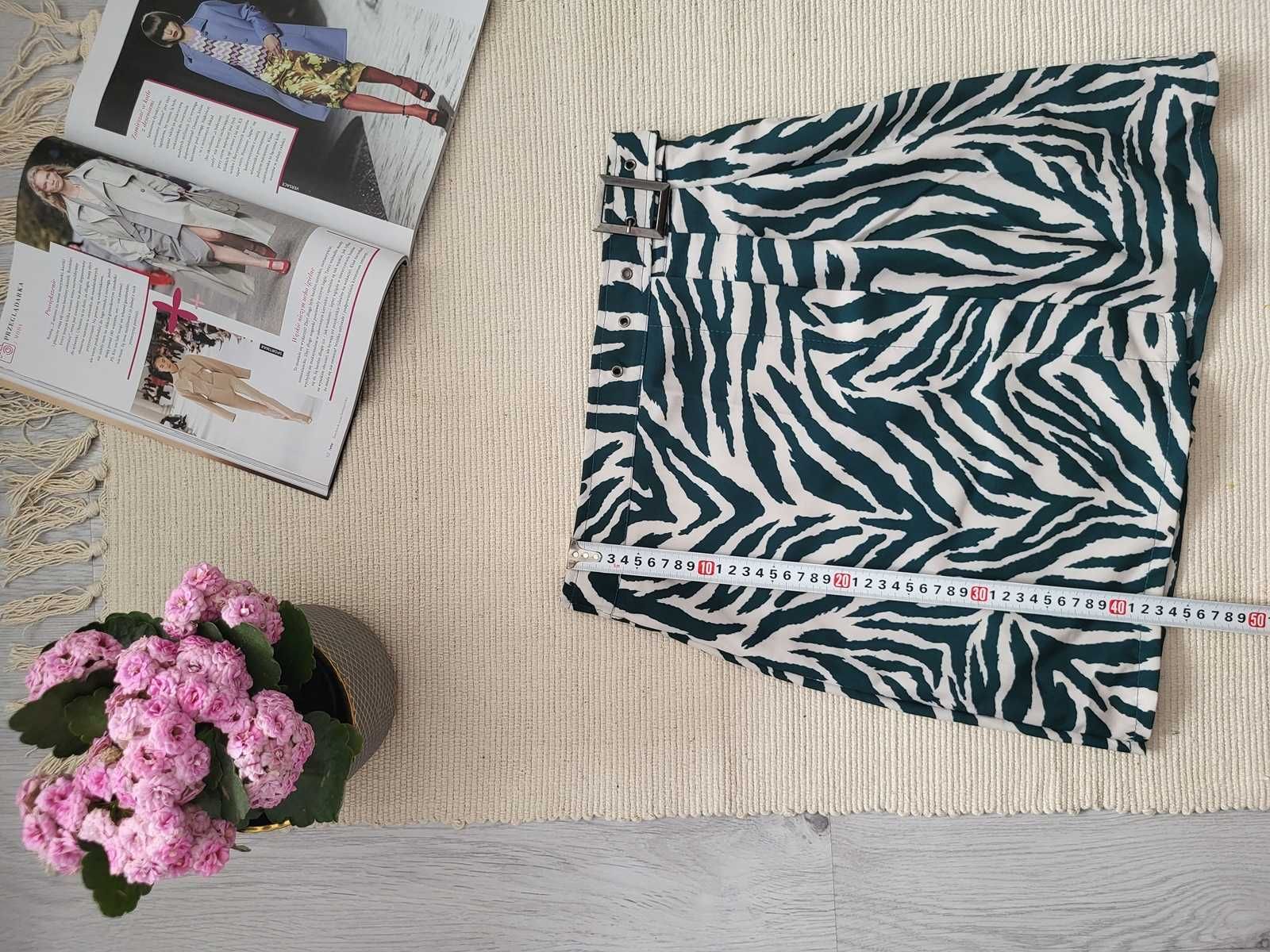 Wiosenna mini spódnica kopertowa trapezowa zebra zielona 38 M