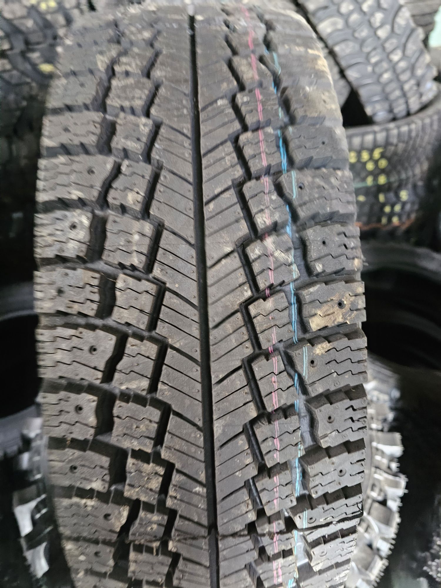 Opony Profil 205/70 R16 Nordic 4x4 97T gat.II