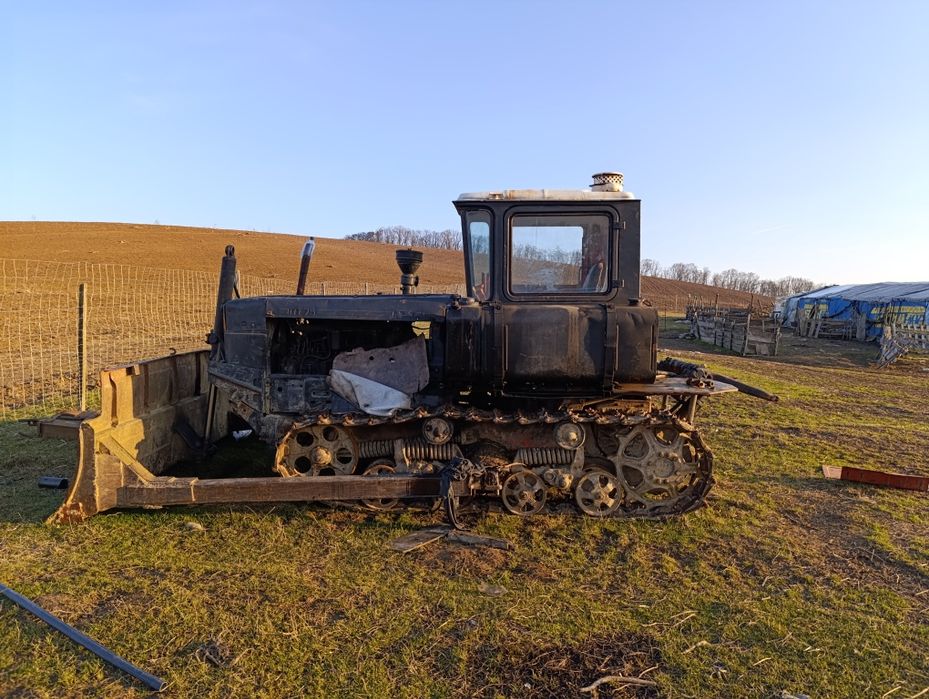 Бульдозери ДТ-75