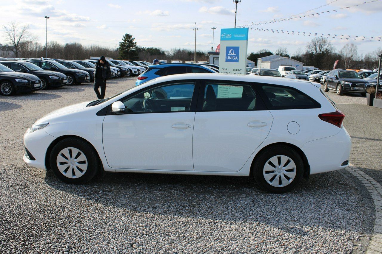 Toyota Auris Salon Polska F-vat Gwarancja Klima AUTO