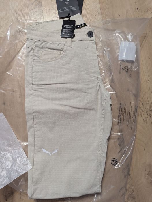 Spodnie damskie letnie Salewa 5 pocket fanes S nowe beżowe Alpine Hemp