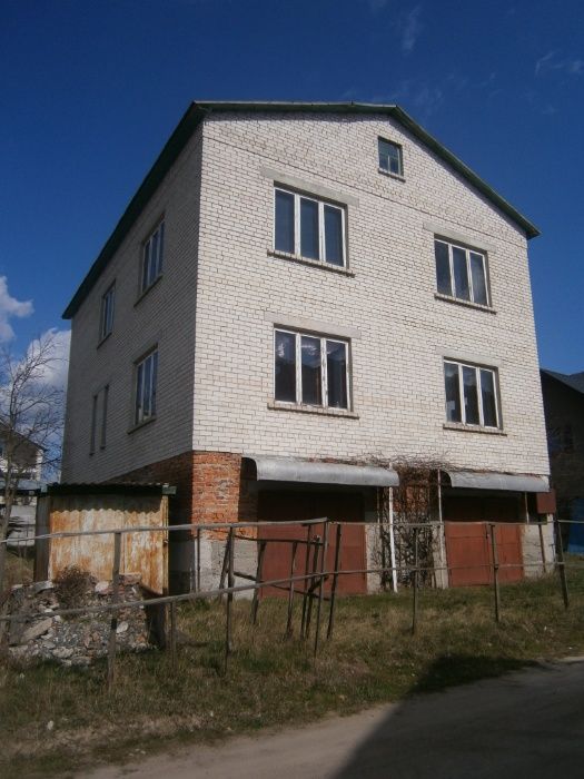 Продам або обміняю будинок в м. Сокаль