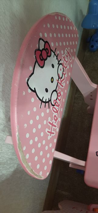 Стіл письмовий зі стільчиком