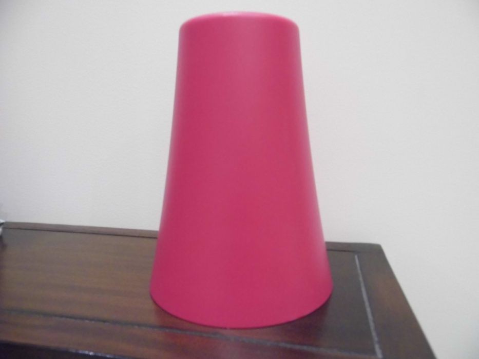 Jarra reversivel em pvc cor de rosa do Ikea