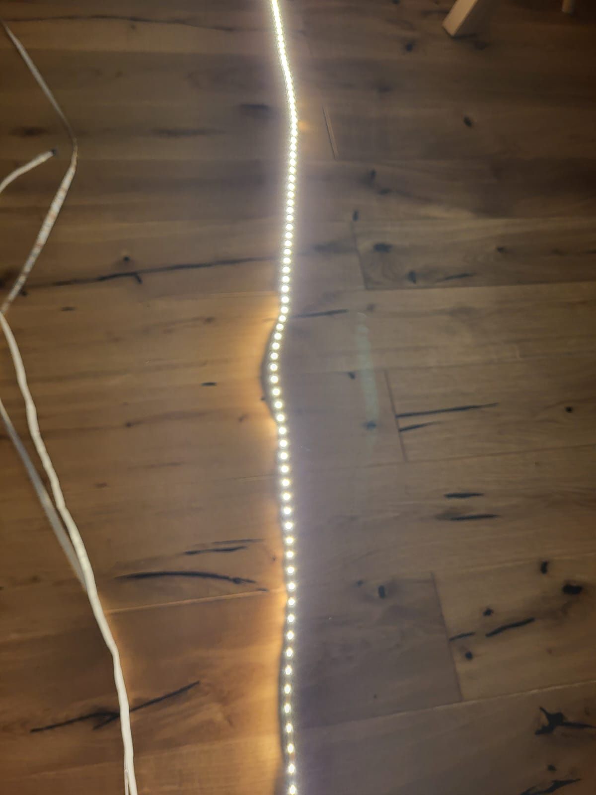 Taśma LED z zasilaczem