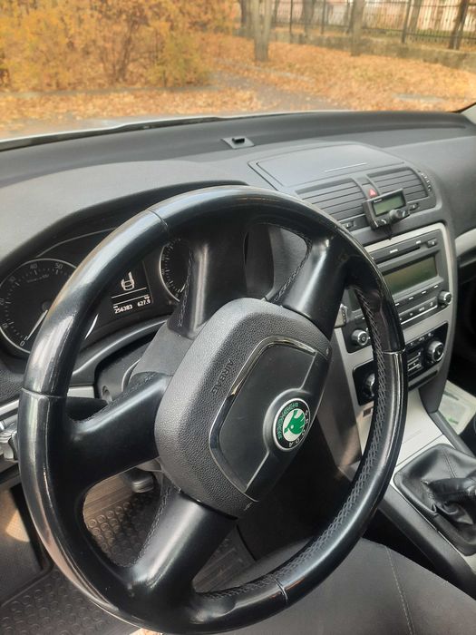 Skoda Octavia II покоління/A5 (FL)