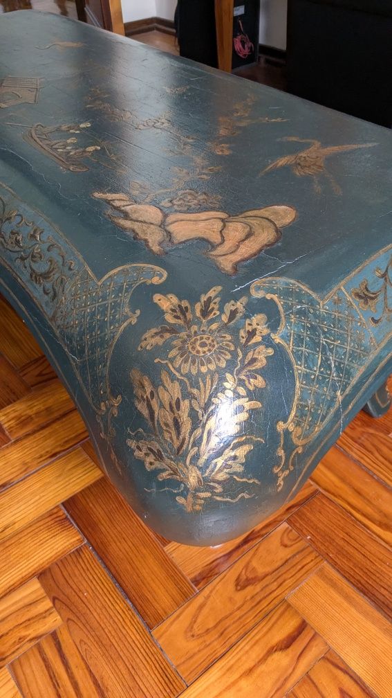 Mesa chinesa azul