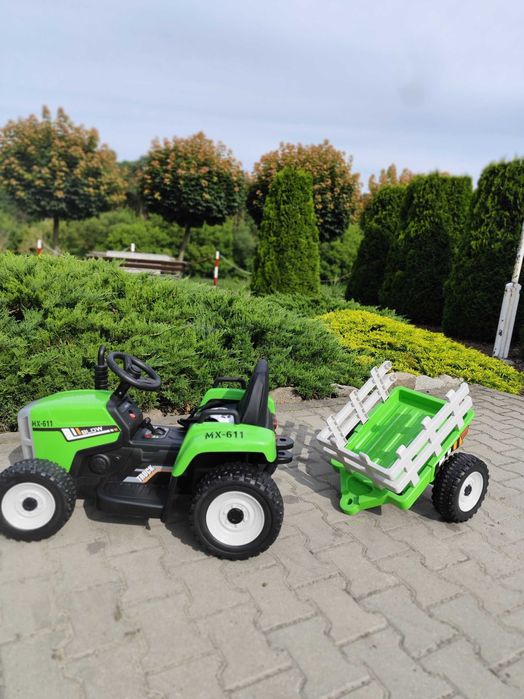 Traktor na Akumulator z Przyczepką - 2 Silniki - Pilot - NOWE