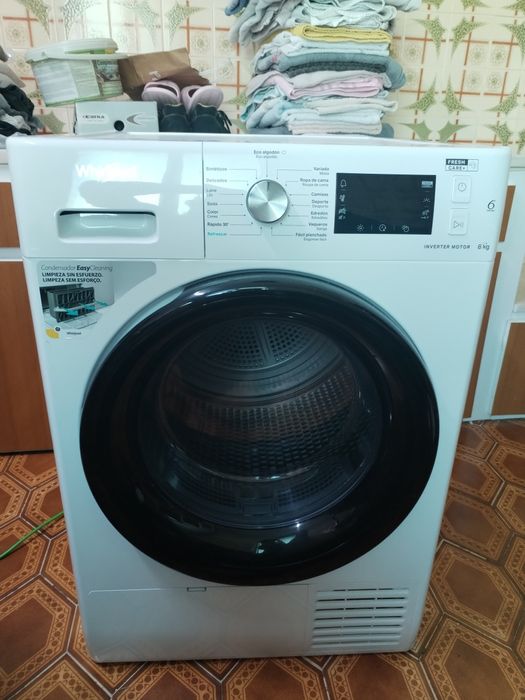 Máquina de secar roupa