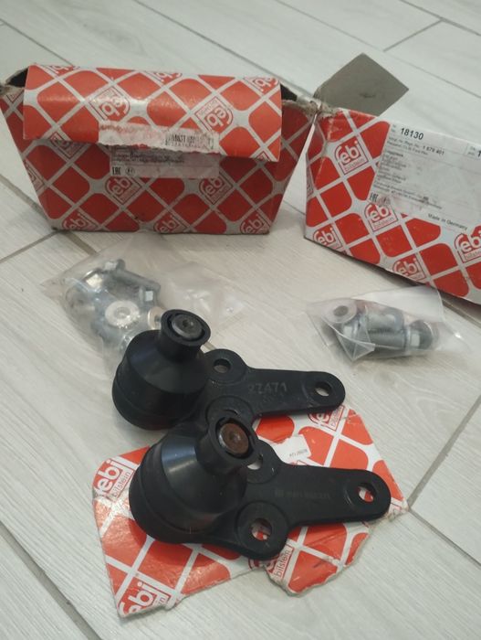 Шарові кулькові опори Ford Focus MK1