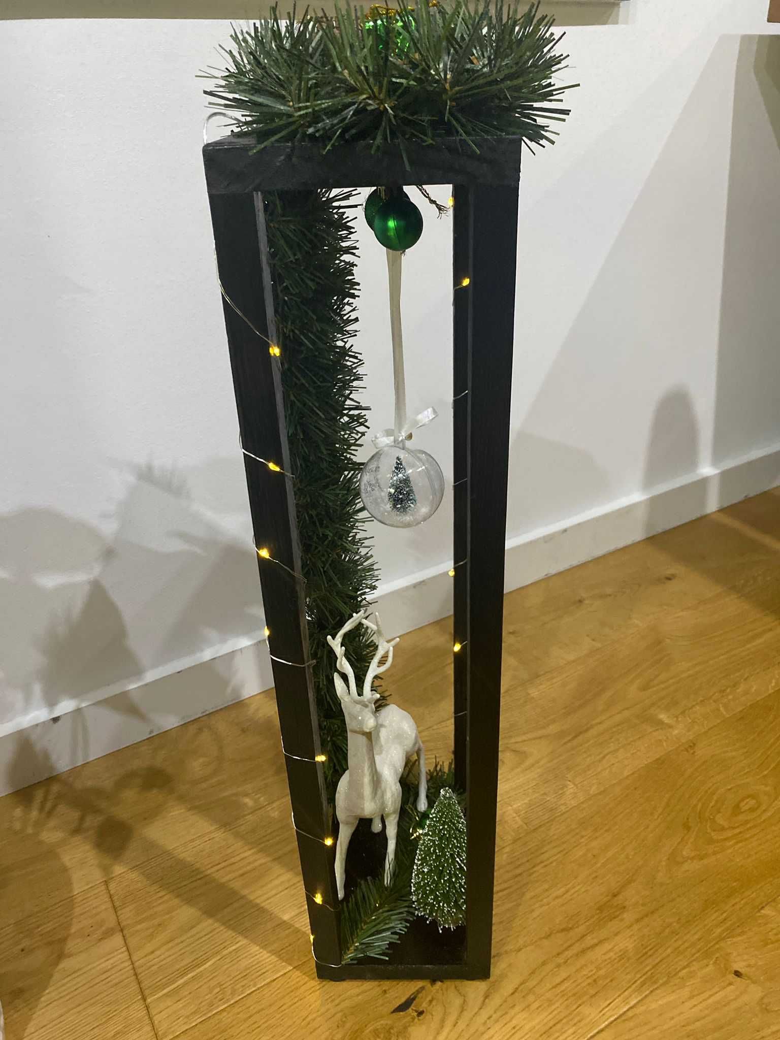 Lampion świąteczny bożonarodzeniowy stroik choinka LED 65 x 20 x 15 cm