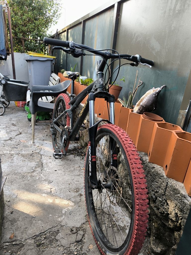 Bicicleta ( GT )