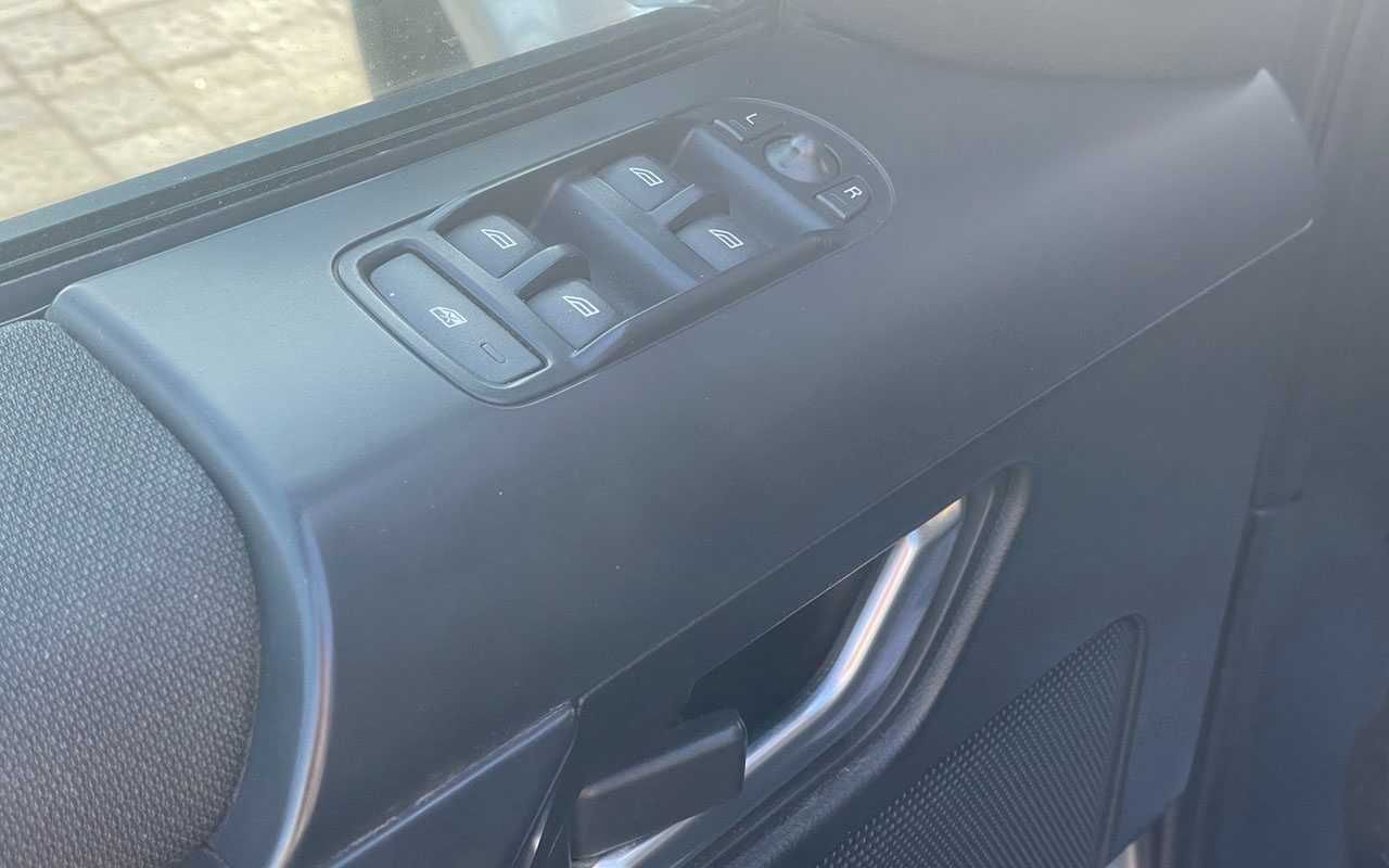 Land Rover Freelander 2011