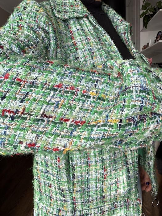 Zielona kurtka haftowana Mellowfield szydełkowa z wełną L bomberka