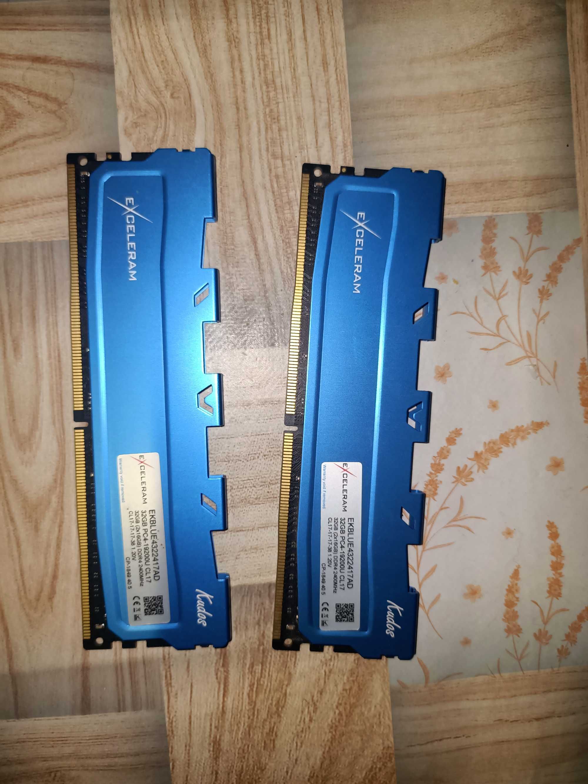 Модуль пам'яті DDR4 32GB (2X16GB) 2400 MHZ EXCELERAM (EKBLUE4322417AD)