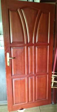 Drzwi lewe drewniane typu tulipan
