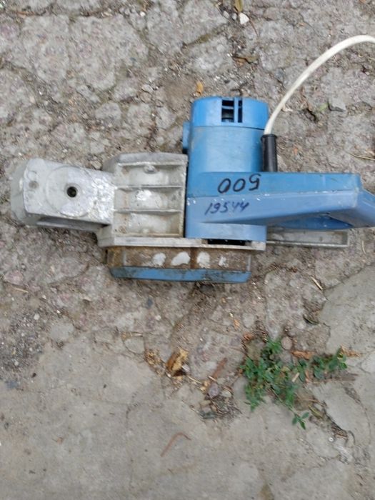 Продам электро рубанок и дрель