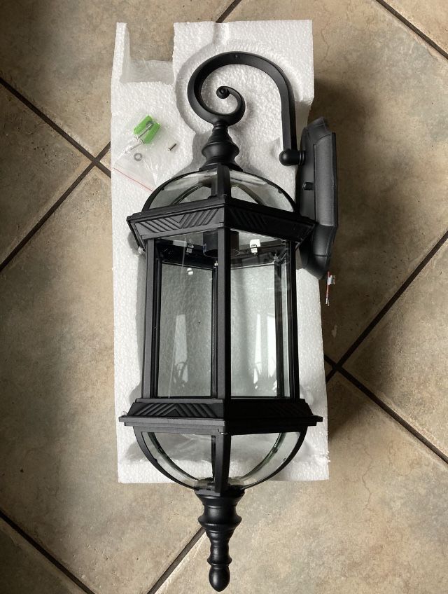 Lampa zewnetrzna