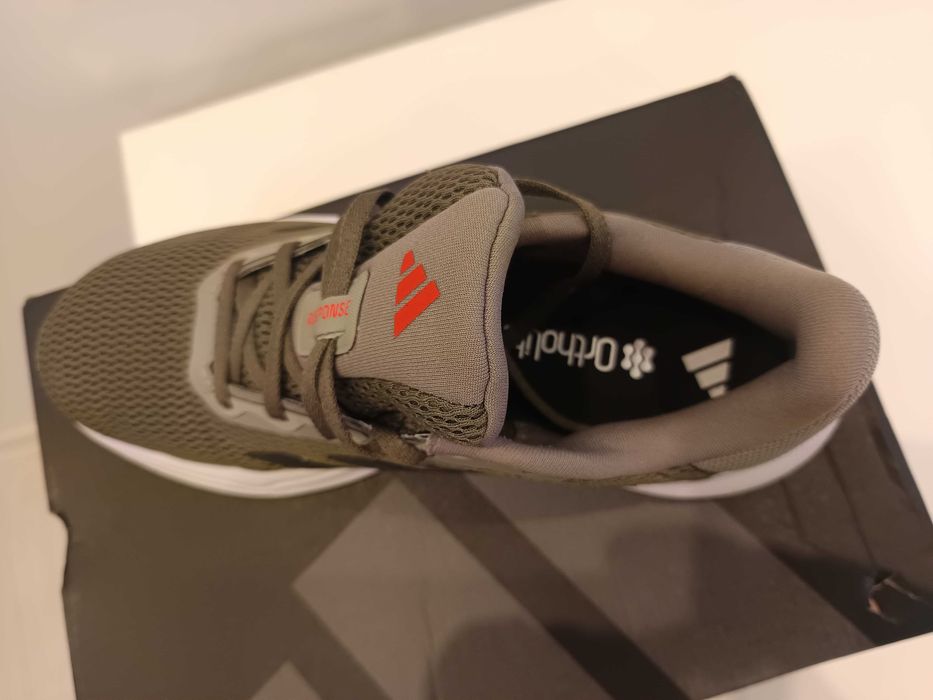 Продам кросівки Adidas