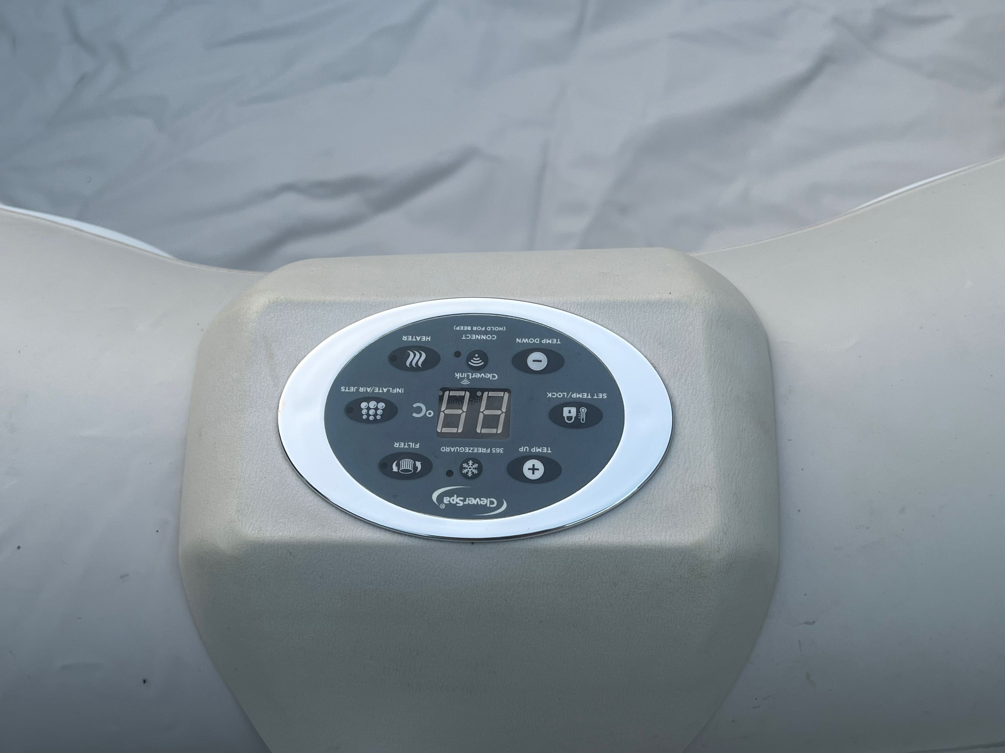 Clever Spa MAEVEA Basen Relax Masaż Jacuzzi