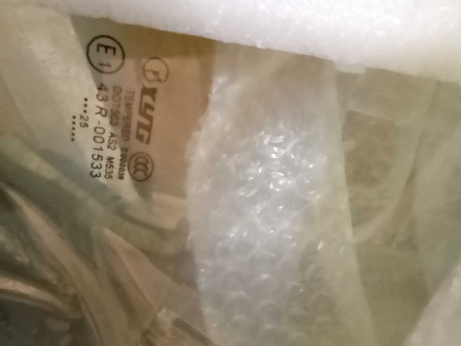 mazda bt50 ford ranger bt50   скло праве передне