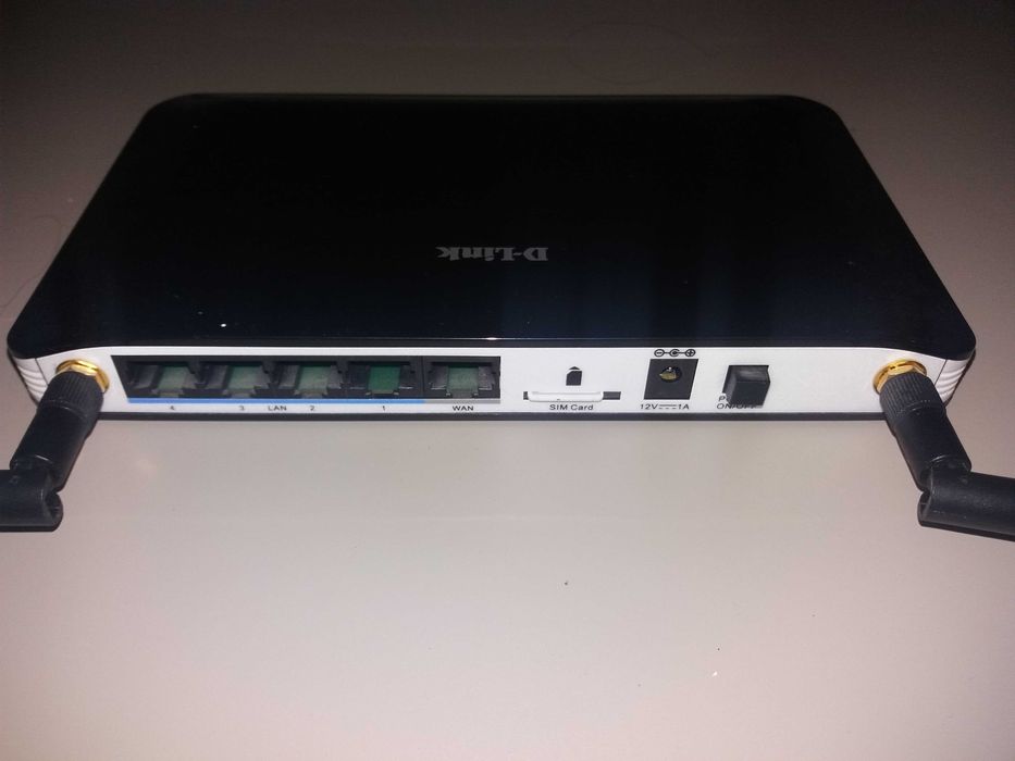 Router Wi-Fi LTE 4G D-Link DWR-921