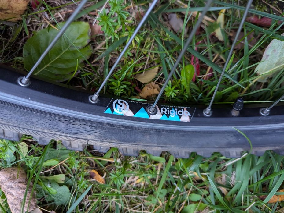 Koła rowerowe 26 cali piasty Shimano STX obręcze Rigida