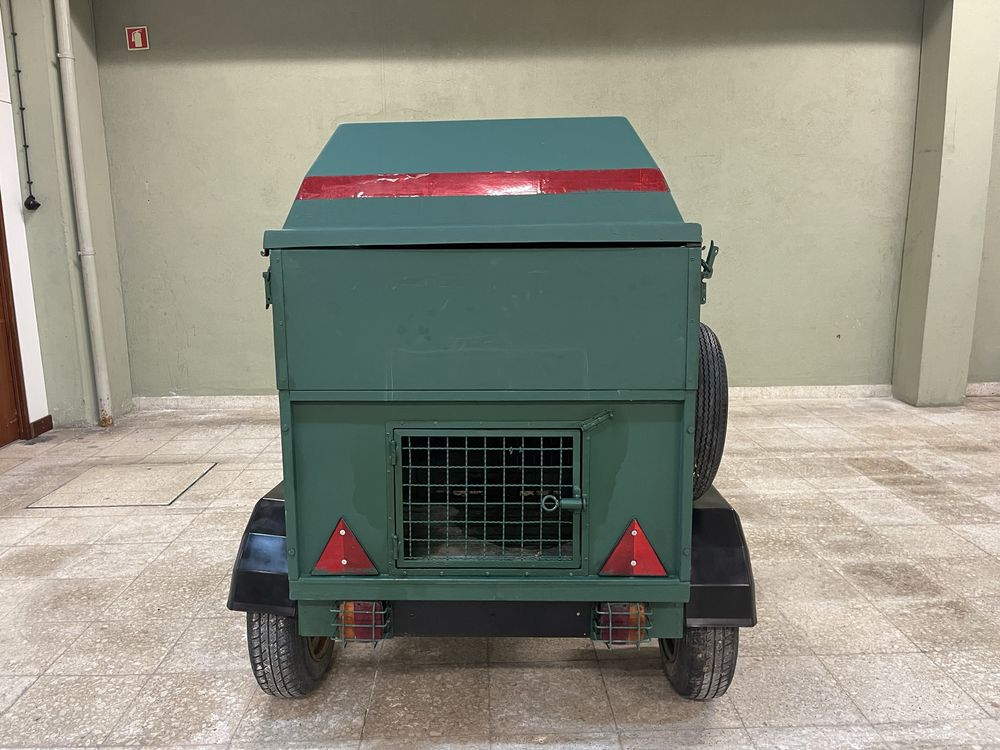 Atrelado para animais