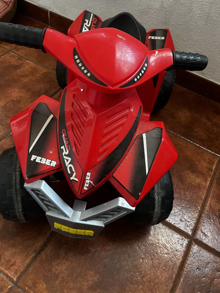 Mota infanil eletrica