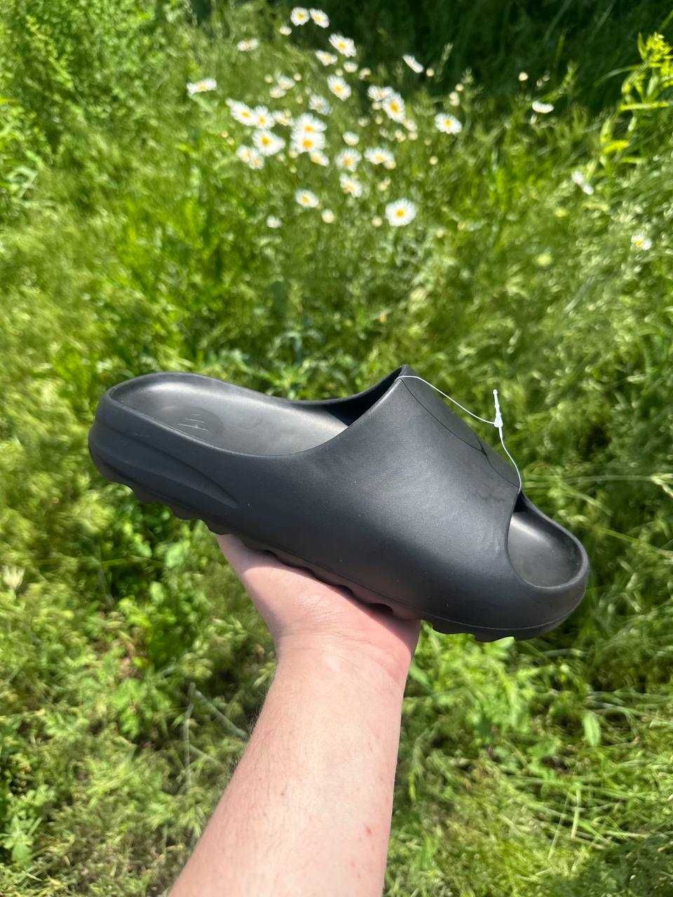 Тапки Yeezy Slide чоловічі жіночі — стиль і комфор