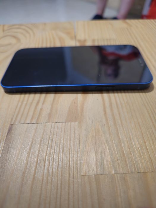 Iphone 12 azul de 64gb