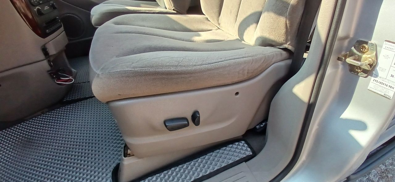 Продам крайслер вояджер Chrysler voyager