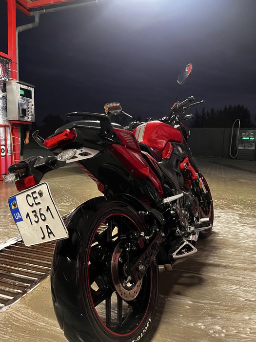 Lifan sr 200.