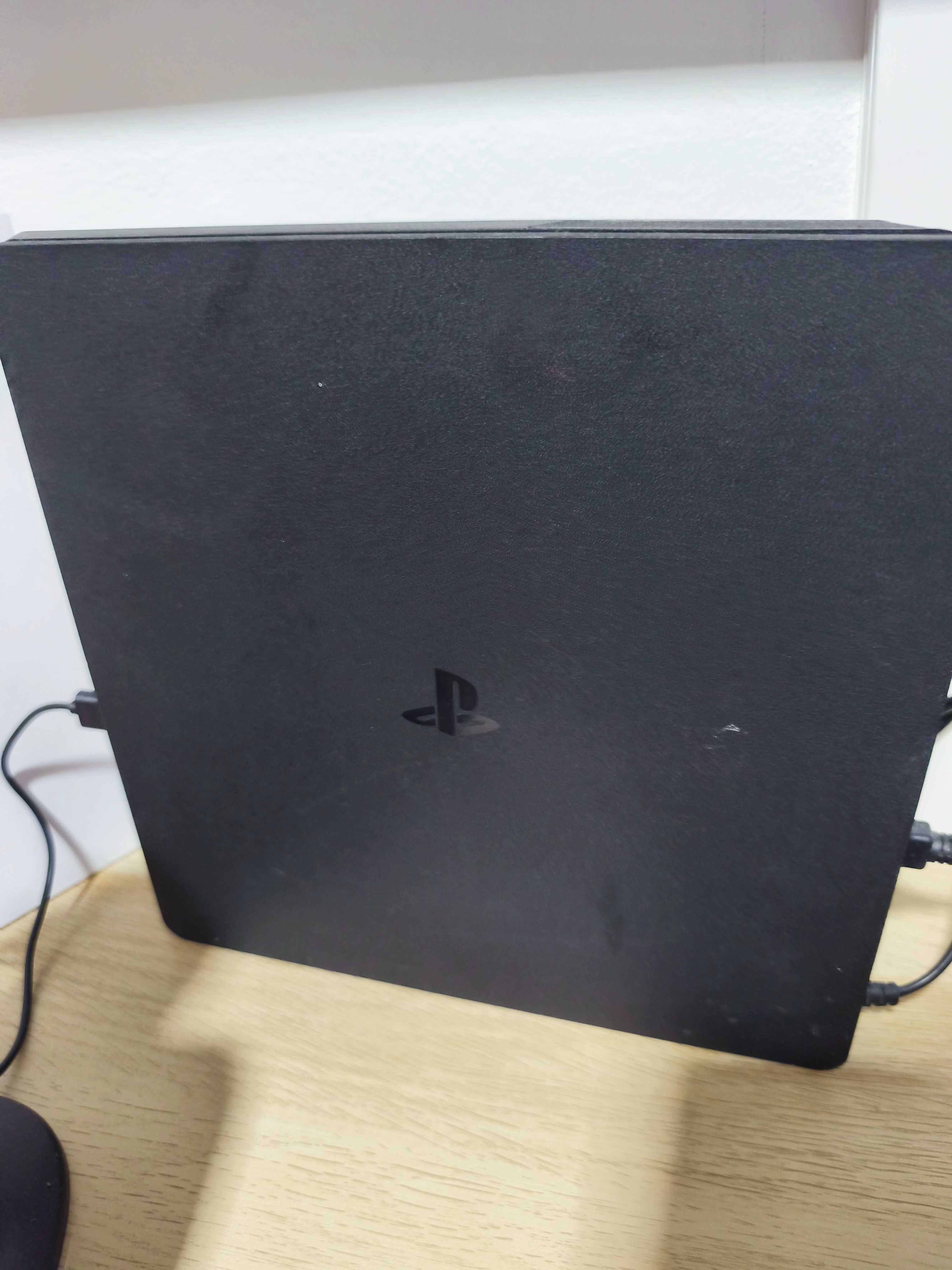 Ps4 slim + 2 comandos + 5 jogos