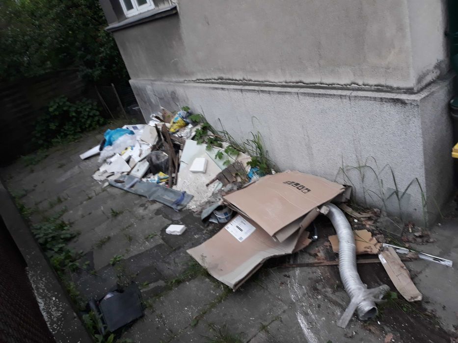 LIKWIDACJA MIESZKANIA wywoz mebli wywóz śmieci wywóz gruzu transport