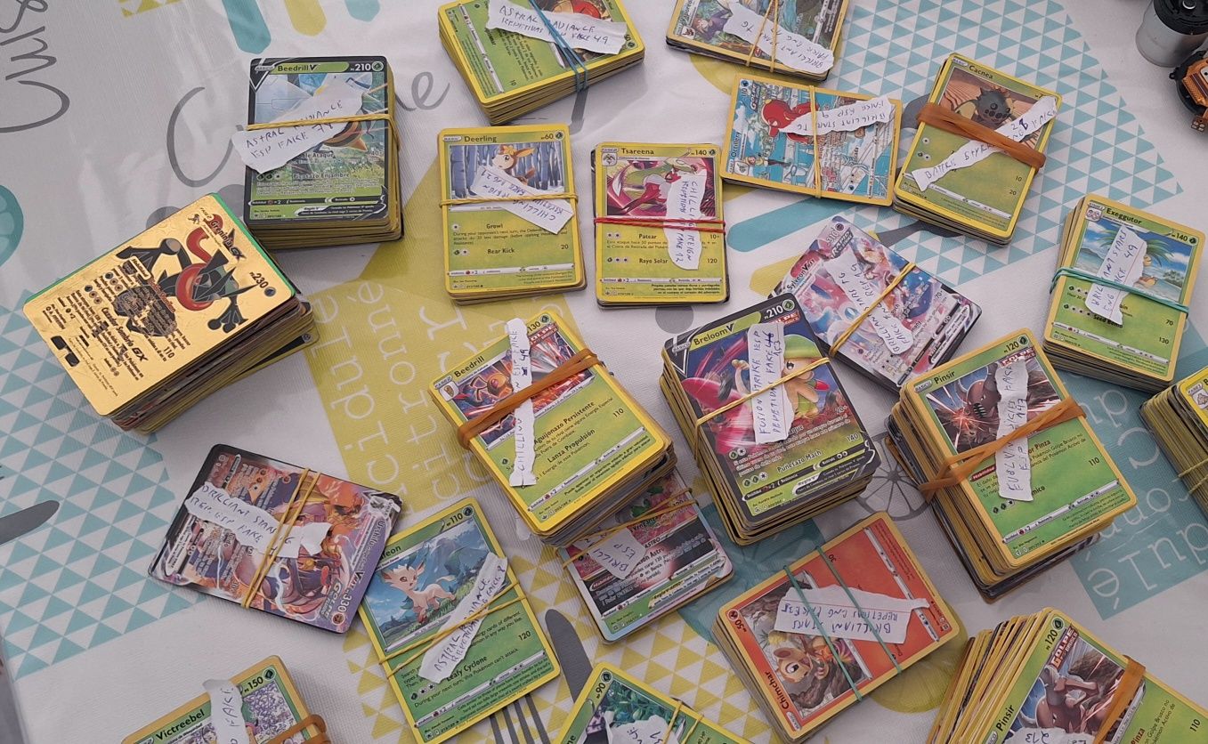 Cartas Pokémon (FALSAS) - Vários Sets - Inglês/Espanhol