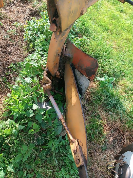 Pług 3 skiby resor Howard