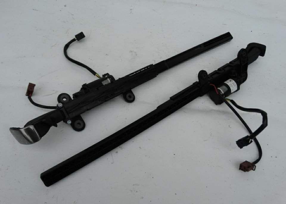 Podajnik pasa bezpieczeństwa  prawy lewy Bmw E92 coupe