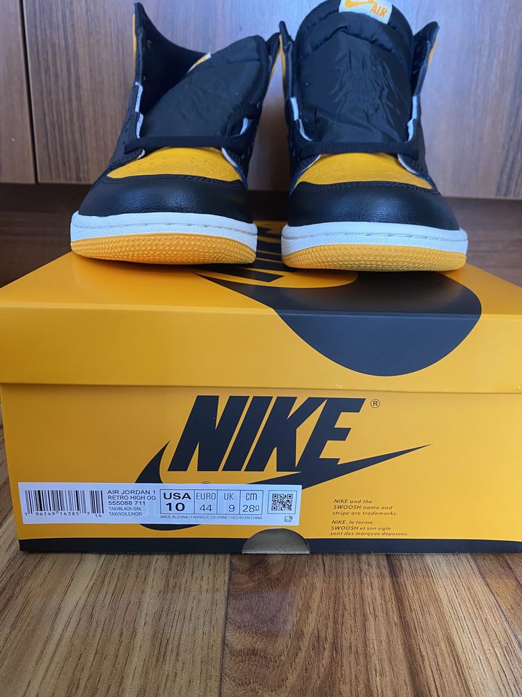 Jordan 1 High OG Yellow Toe Taxi 44