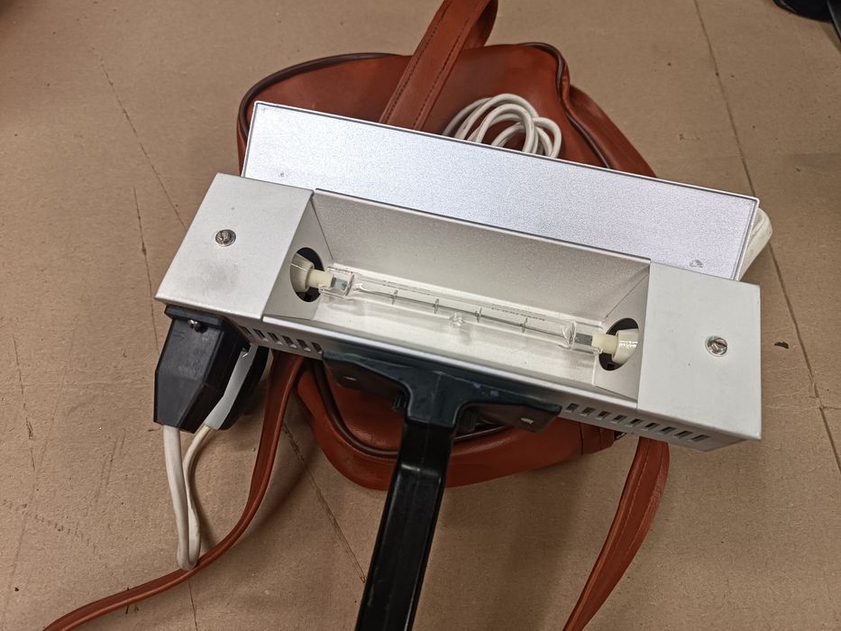 Lampa fotoreporterska halogenowa