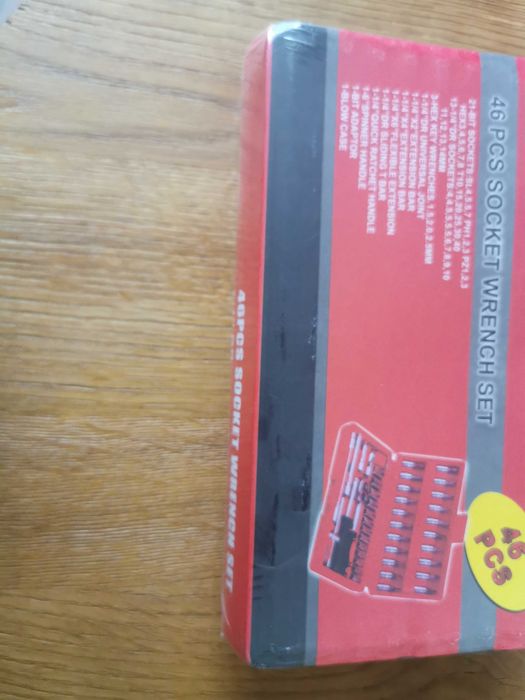 Zestaw kluczy nasadowych 46 pcs 1/4''