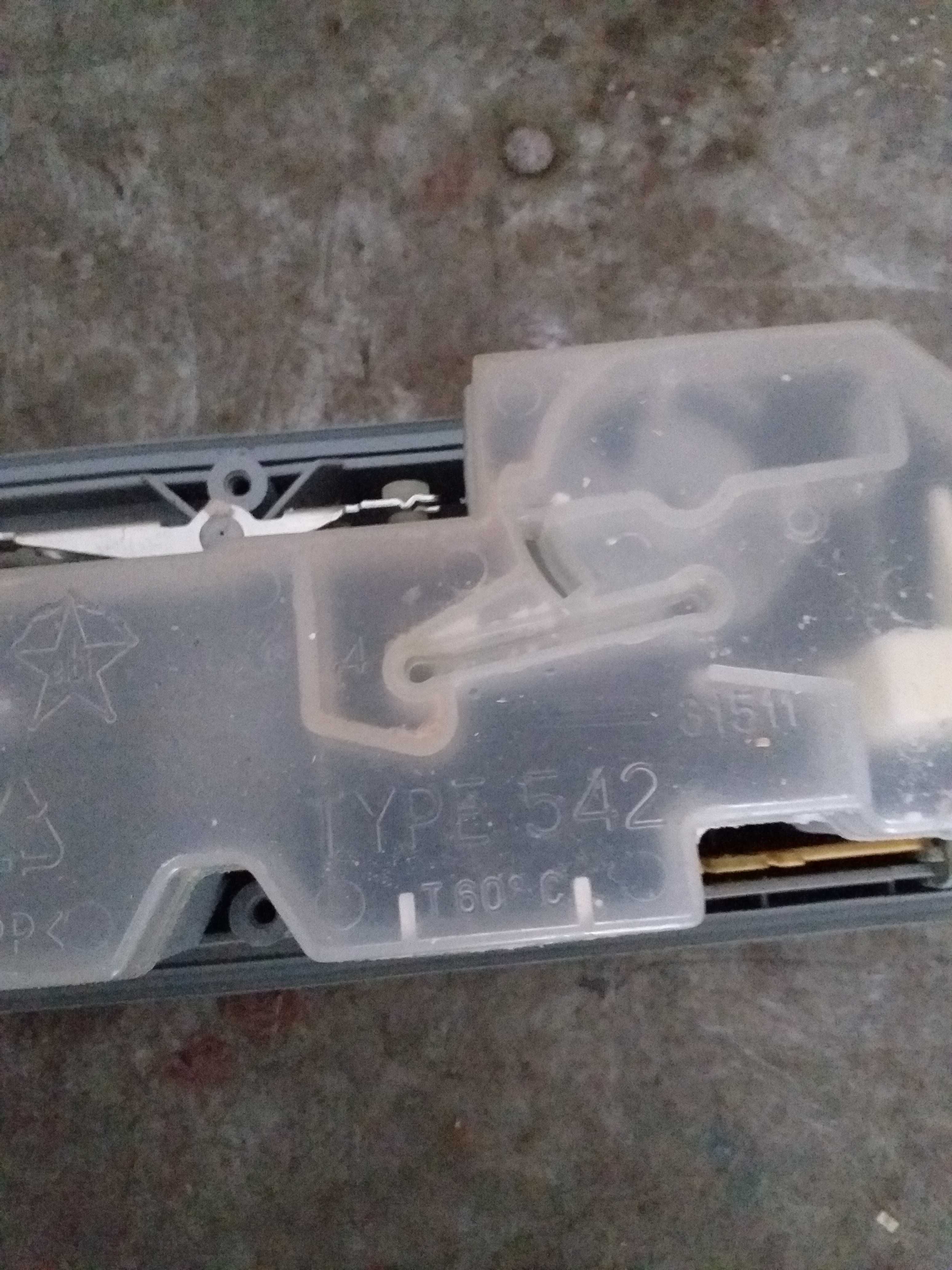 Zmywarka Hotpoint Ariston LFTA 3214 - części
