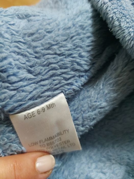 Szlafroczek dla dziecka r 74 +papcie