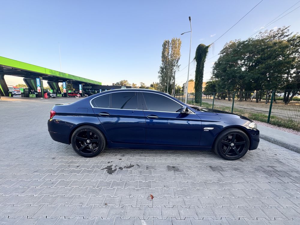 BMW 528i xDrive 2011 • 2.0  • Полный привод • Обслужена