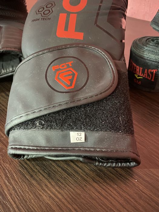 Боксерські перчатки / бенти 5м
