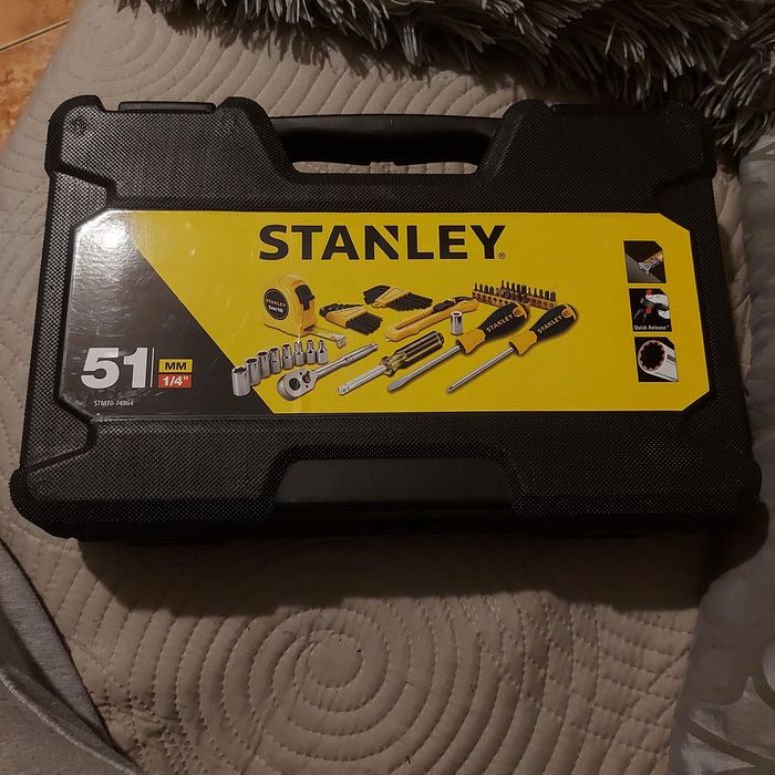 Stanley Zestaw narzędzi i akcesoriów w walizce 51 elementów