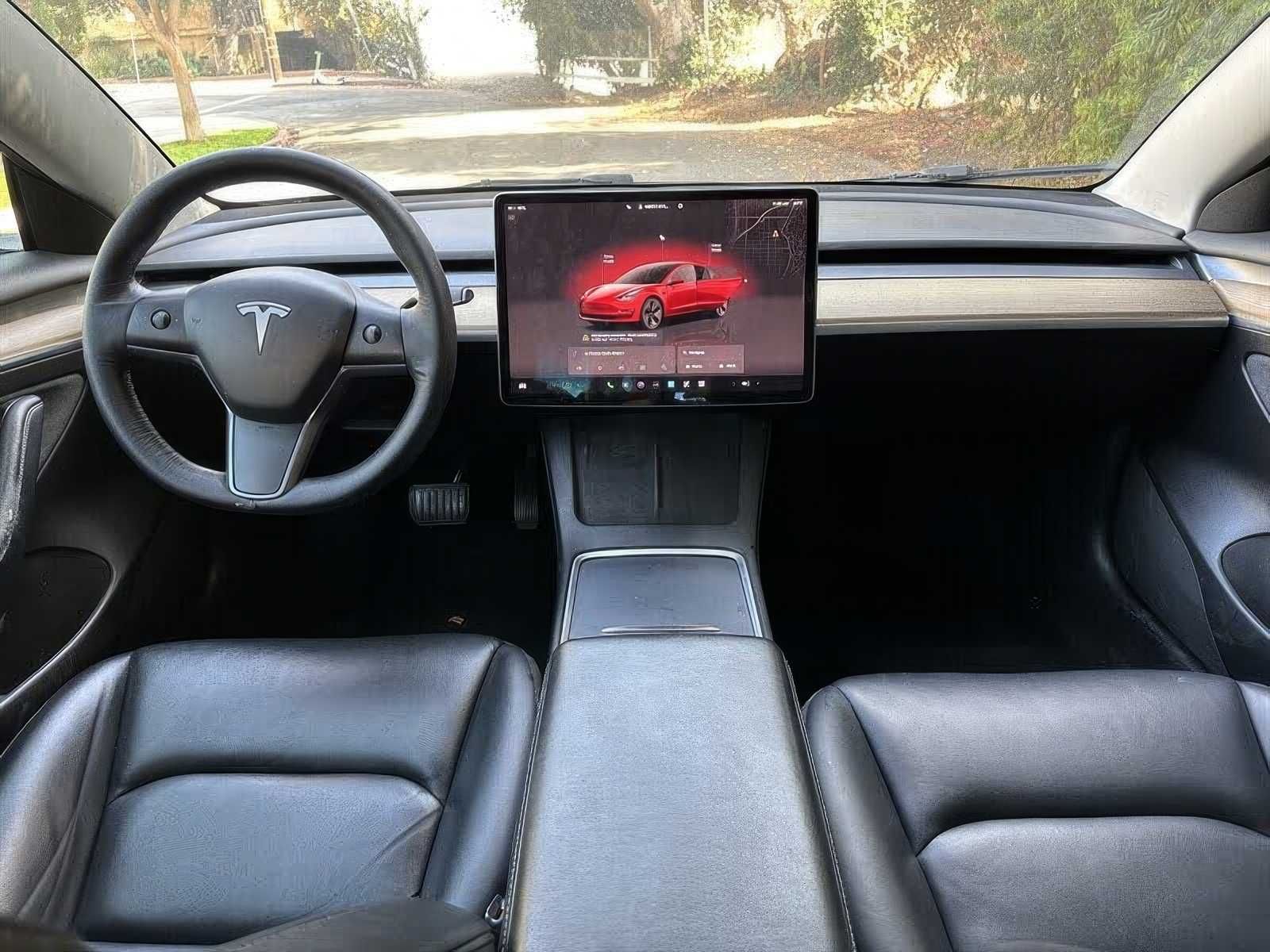Tesla Model 3  2022