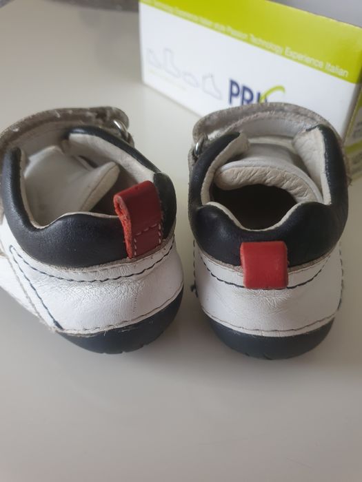 Primigi pierwsze buty do chodzenia miękkie wygodne skórzane rozm 19